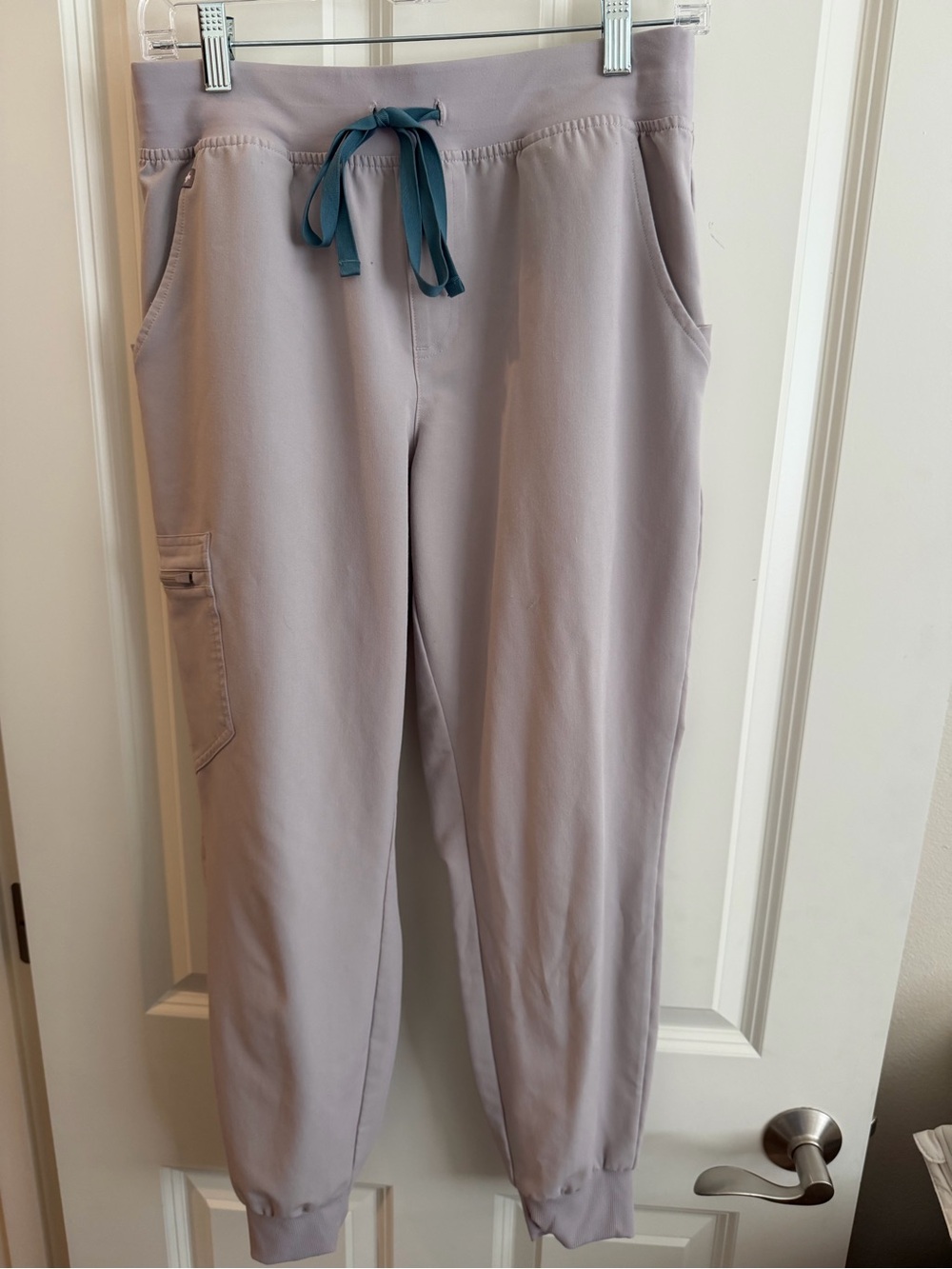 Figs scrub Slate Jamora jogger size medium petite set of 2